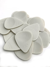 Load image into Gallery viewer, Nylon XT Guitar Picks .50mm Cream, Textured, 12 Pack
